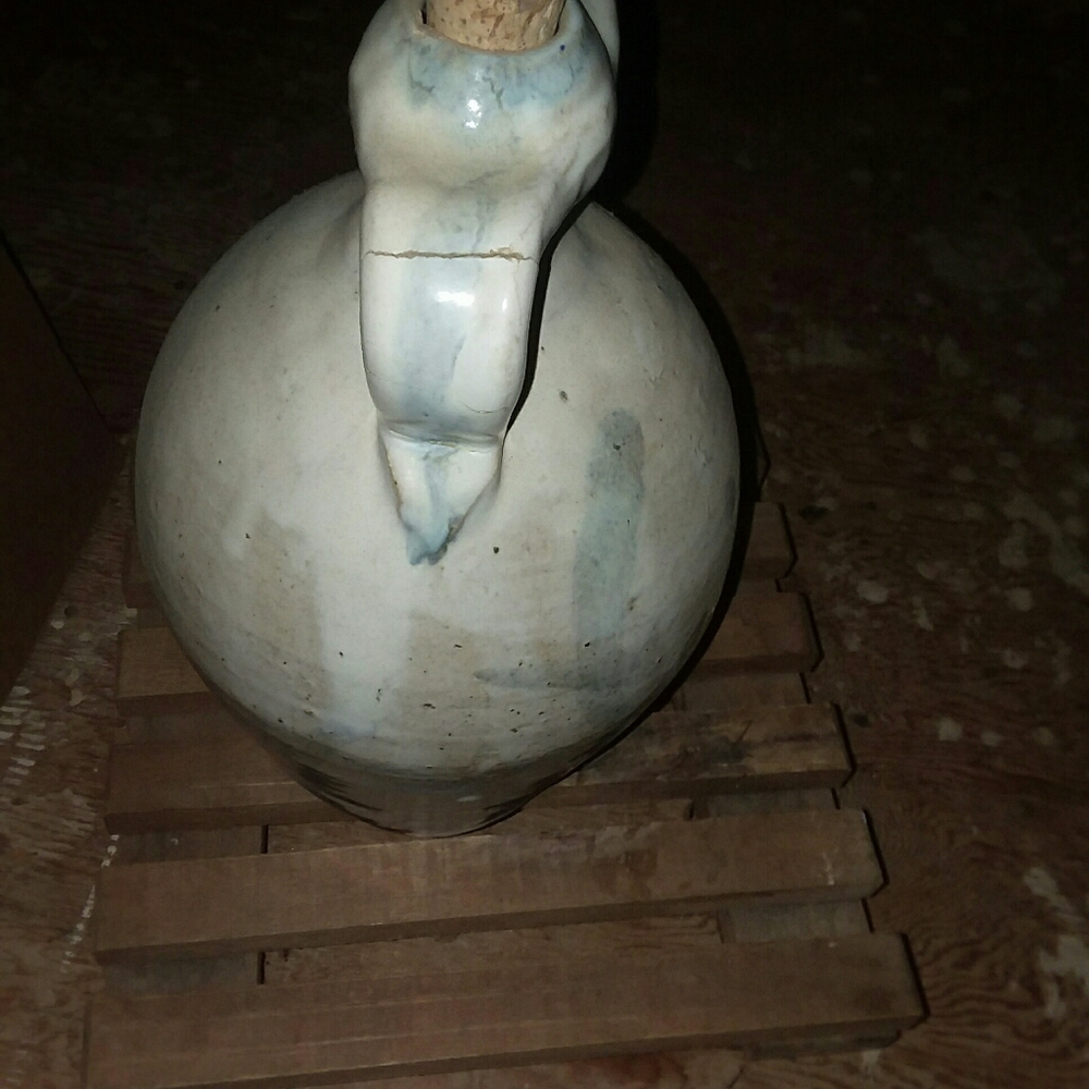 Ceramic jug - Picture 2 of 5